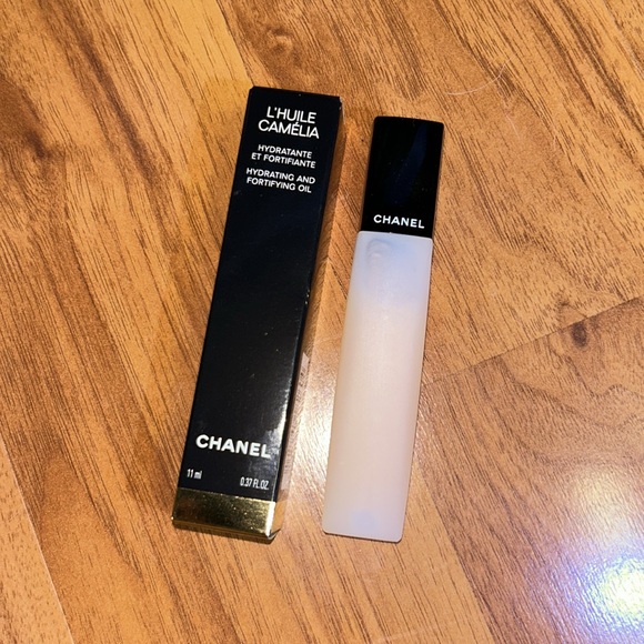 Brand New in Box Chanel L'HUILE CAMÉLIA Hydrating and Fortifying Oil - Picture 8 of 9